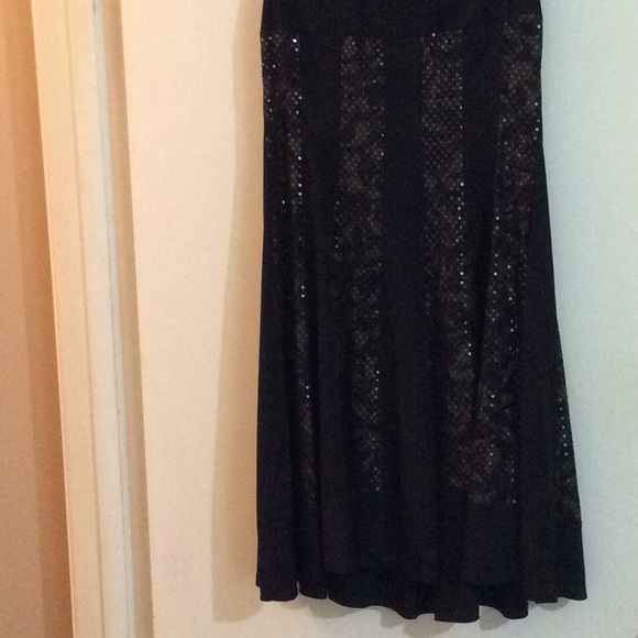 Fabulous Swing Tail 👗Dress - Picture 4 of 6